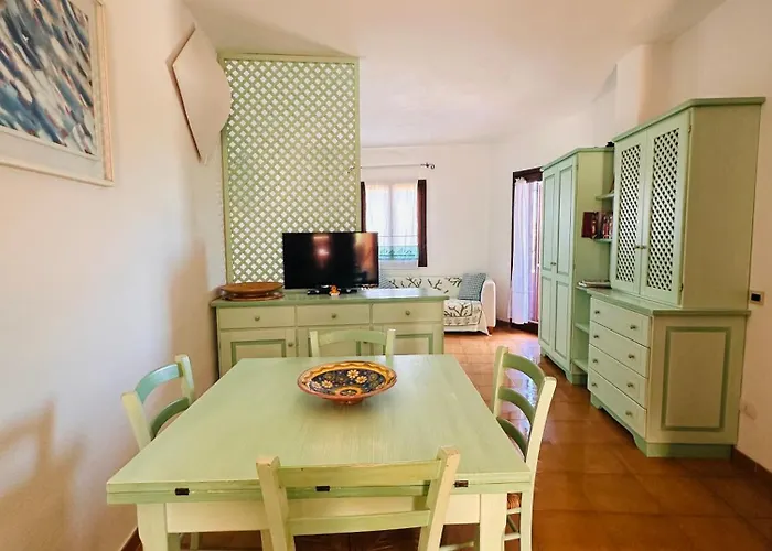 Bilocale Vista Mare La Marmorata Дом отдыха Санта-Тереза-Галлура